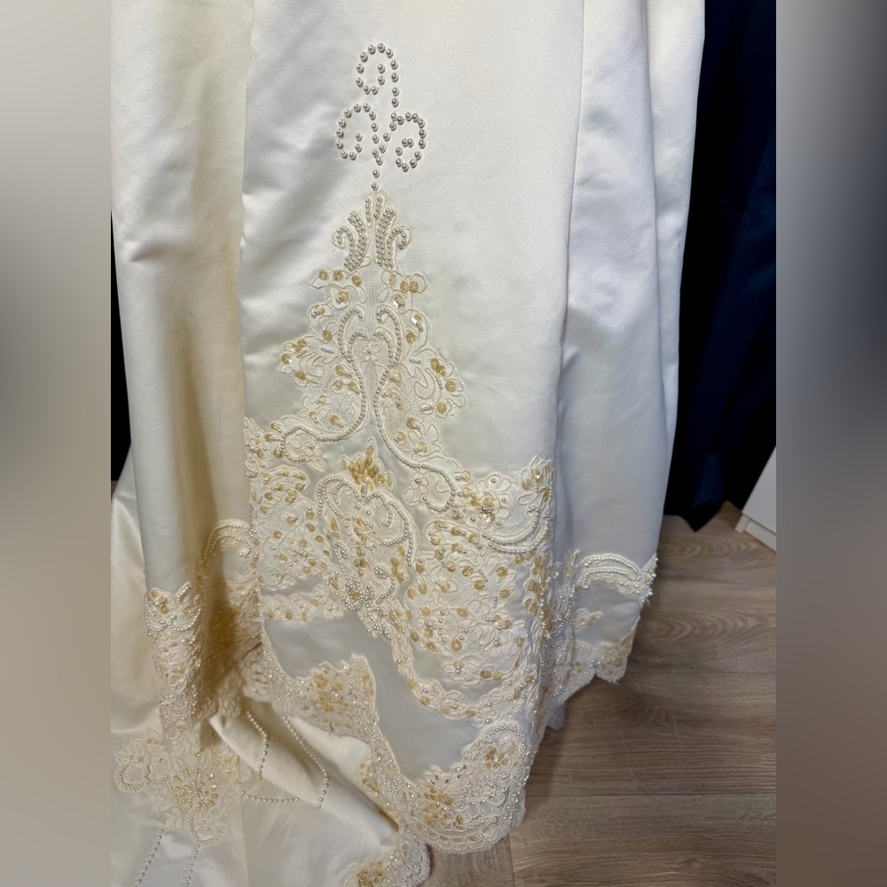 Ivory Off-Shoulder Wedding Dress with Gold Embroidery + Veil & Bouquet - Picture 7 of 16